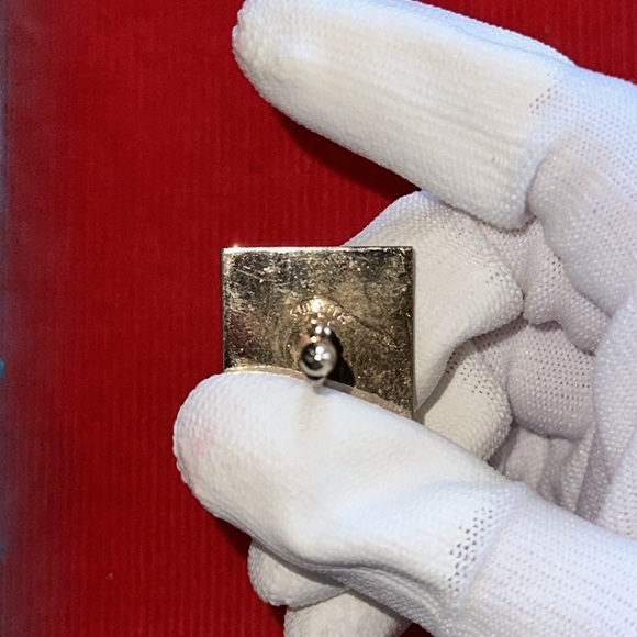 Geometric Gold Tone with Stones Cufflinks - Picture 6 of 6